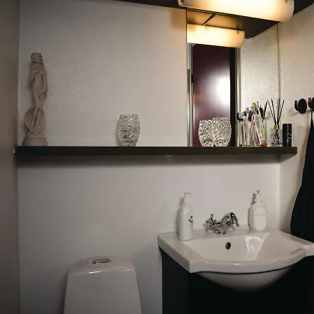 Two-bedroom In Appartement *